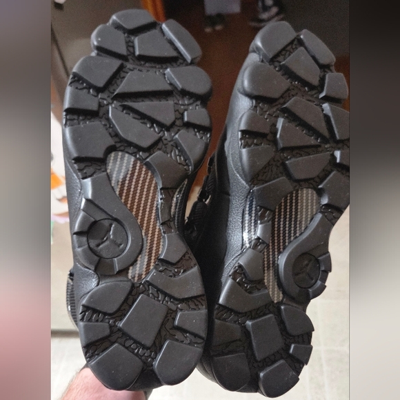 Jordan Winterized 6 Rings 'Black' 2023 Mens 10.5 $150.00 NWOT On Goat For $285 - Picture 3 of 10